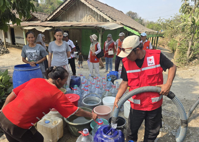 Kemarau Belum Ada Ampun! 27 Ribu Warga Tegal Krisis Air Bersih, PMI Gelontorkan 107 Tangki