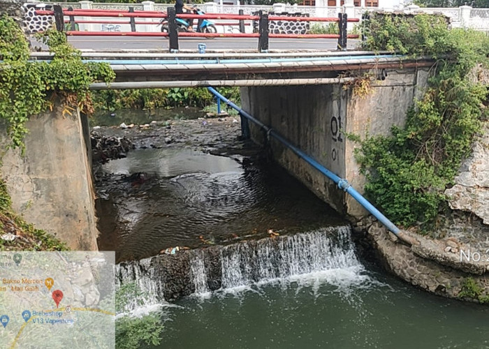 Talud Jembatan Ambrol, Jaringan Perpipaan Air Bersih Tirta Ayu Kabupaten Tegal Terganggu 