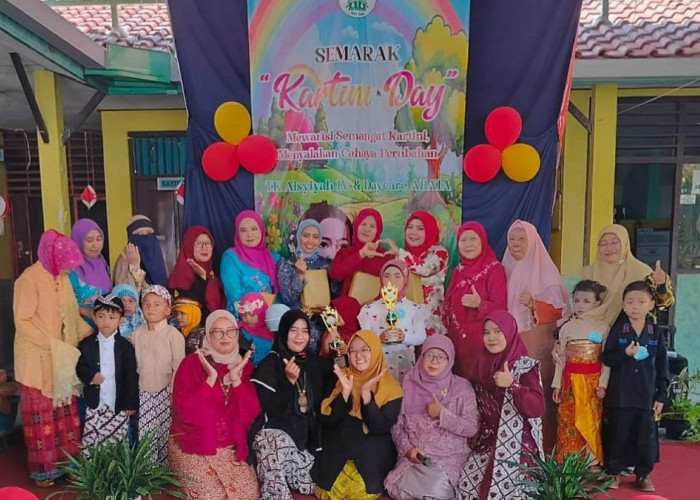 Semarak Kartini, TK Aisyiyah IV Kota Tegal Fashion Show Pakaian Adat