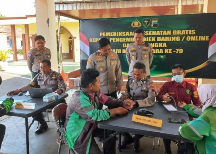 Ratusan Pengemudi Ojol Serbu Polres Grobogan, Ada Apa?