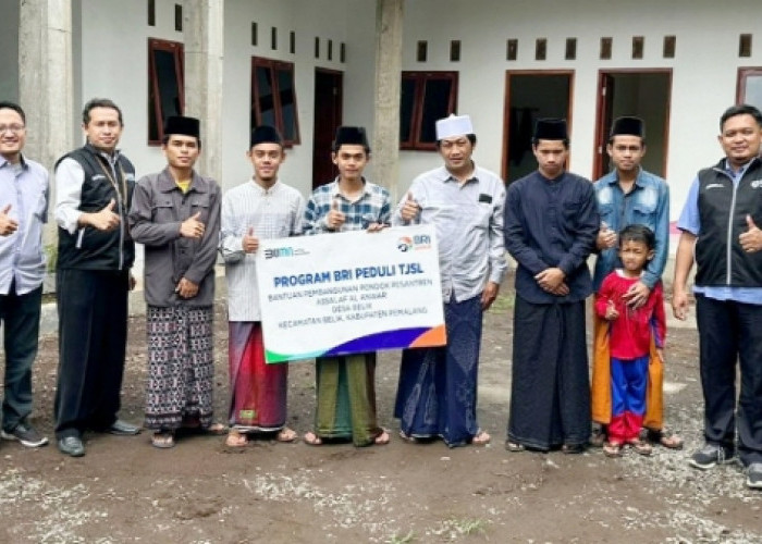BRI Salurkan Bantuan CSR ke Ponpes Assalaf Al Anwar, Desa  Bulu, Kabupaten Pemalang 