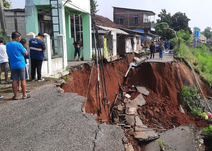 Detik-detik Longsor di Candisari Semarang, Slamet Merasakan Tanah Bergoyang