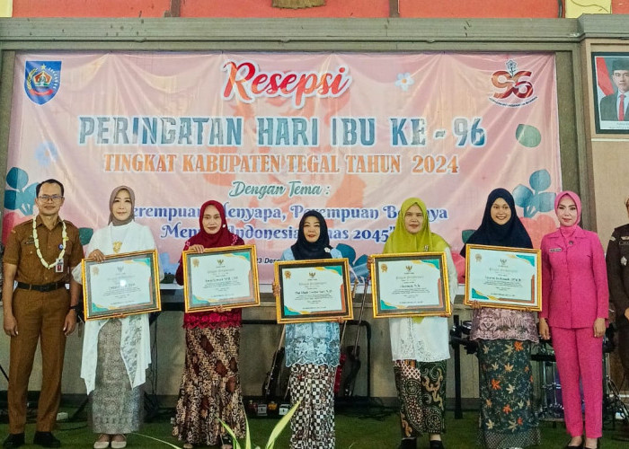 Beri Penghargaan 5 Perempuan Inspiratif di Kabupaten Tegal 