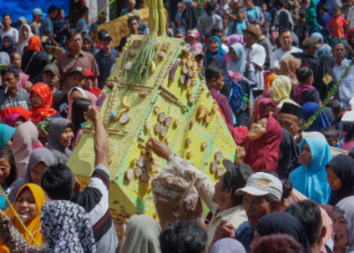 Tradisi Kearifan Lokal Jawa Tengah Yang Unik favorit Wisatawan