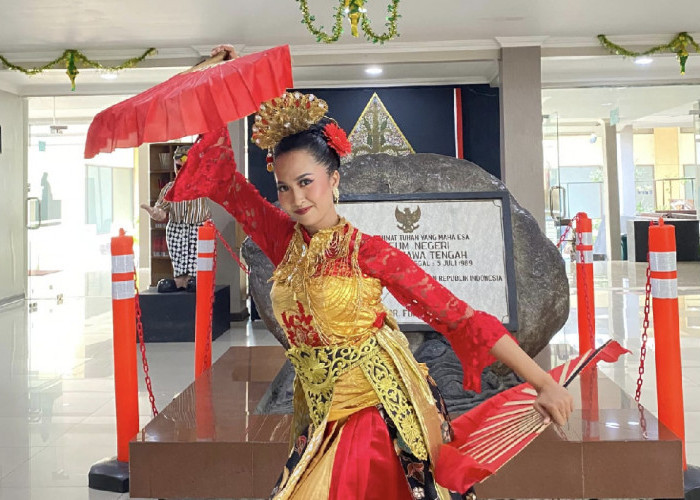 Menari untuk Pulang ke Diri Sendiri: Kisah Alvia Nur Vida Menjaga Api Budaya dari Semarang