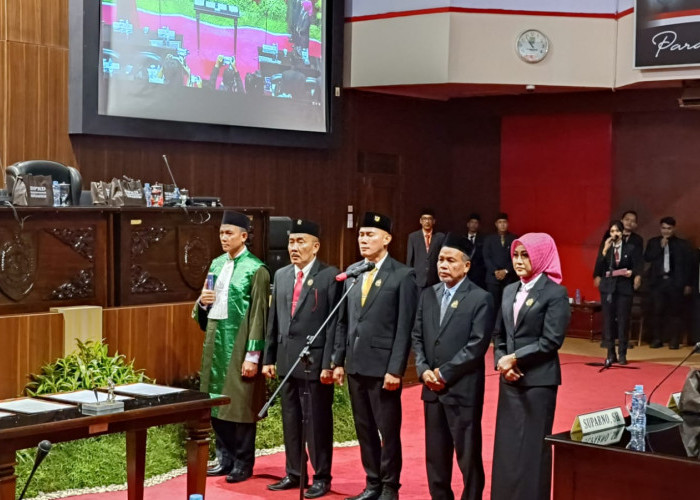 Empat Pimpinan DPRD Sragen Resmi Dilantik, Dua di Antaranya Wajah Baru