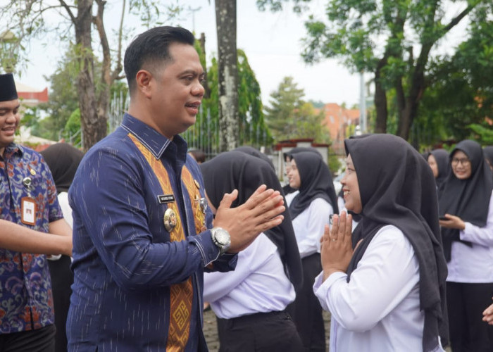 Diangkat PNS Bukan Perkara Mudah, Bupati Witiarso Ancam 339 CPNS Tidak Tergiur Pungli