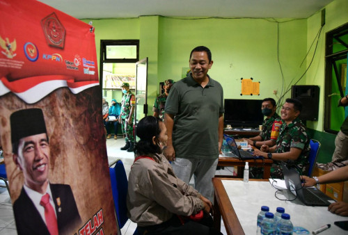Hendi Pantau Distribusi BLT Minyak Goreng Untuk PKL dan Warung di Semarang