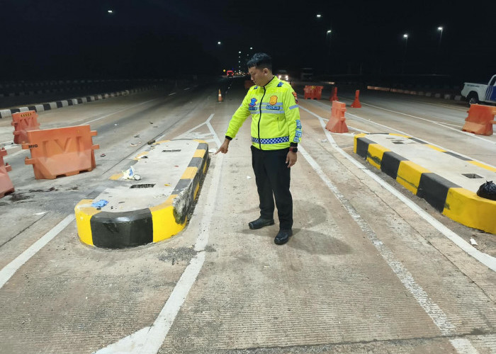 Tabrak Median Jalan di KEK Industropolis Batang, Pemotor Asal Kandeman Tewas Terlindas Truk Misterius