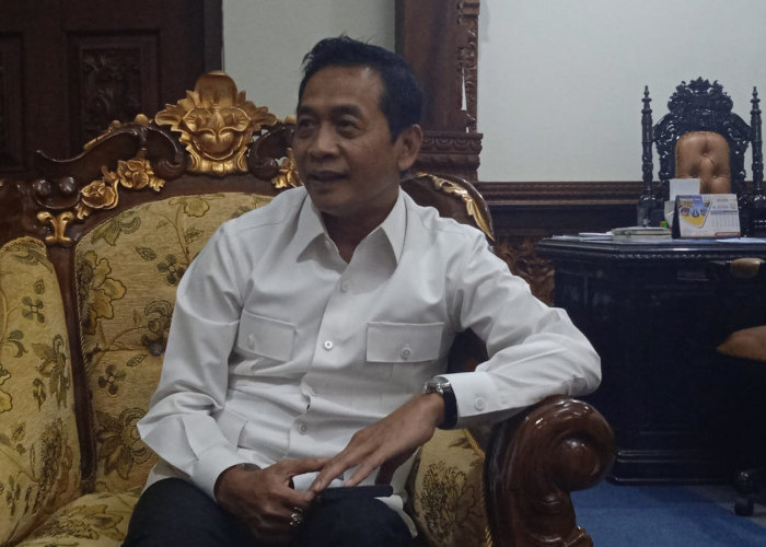 Dekat Kandang Ayam dan Penuh Lalat, Wabup Suyono Desak Relokasi SPPG Pecalungan