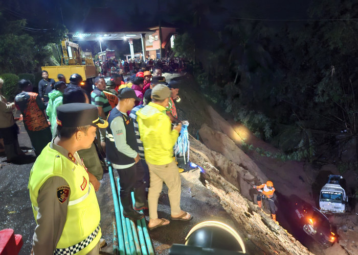 Polres Kudus Terbitkan Kebijakan Nekat, Izinkan Mobil dan Bus Medium Melintas ke Wisata Sunan Muria
