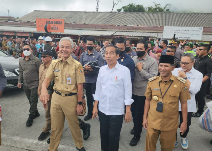 Ganjar dan Jokowi Semobil Kunjungi Boyolali
