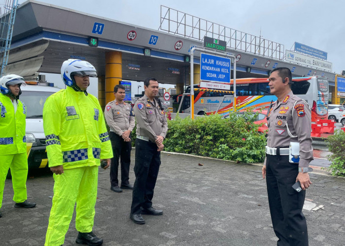 Arus Lalu Lintas Selama Liburan  di Jateng Berjalan Lancar