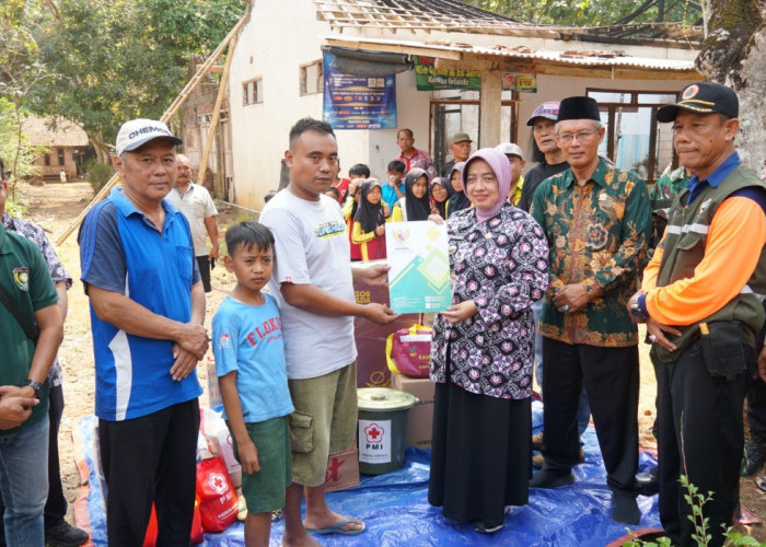 Rumah Warga Jatiwangsan Ludes Terbakar, Bupati Purworejo Langsung Turun Tangan
