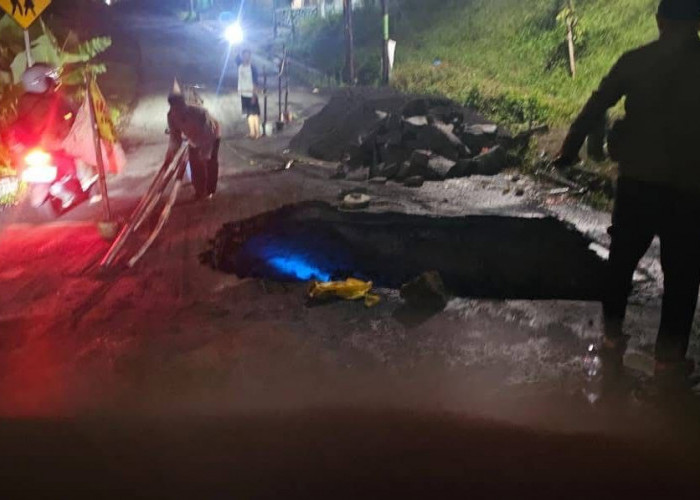 Talud Jalan Honggowongso Semarang Ambles 5 Meter, DPU Ungkap Crossing Saluran Sudah Rapuh Dimakan Usia