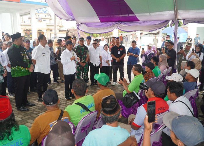 Menteri Kelautan Janjikan Kampung Nelayan Bumiharjo Jepara  Dibangun SPBN