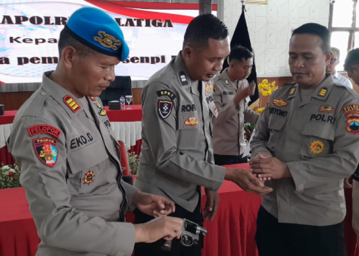 Cegah Penyalahgunaan Senpi, Kapolres Salatiga Cek dan Berikan Arahan Khusus ke Anggota