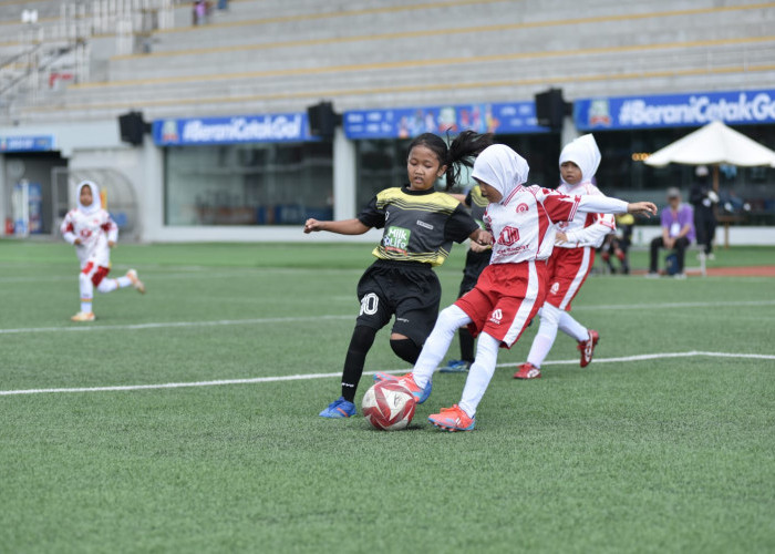 Pesepakbola Pelajar Putri di Pantura Jateng Adu Skill di Supersoccer Arena Kudus