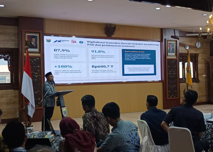 Bidik PAD Batang, Bupati Faiz Wajibkan Digitalisasi Transaksi Tuntas April 2027