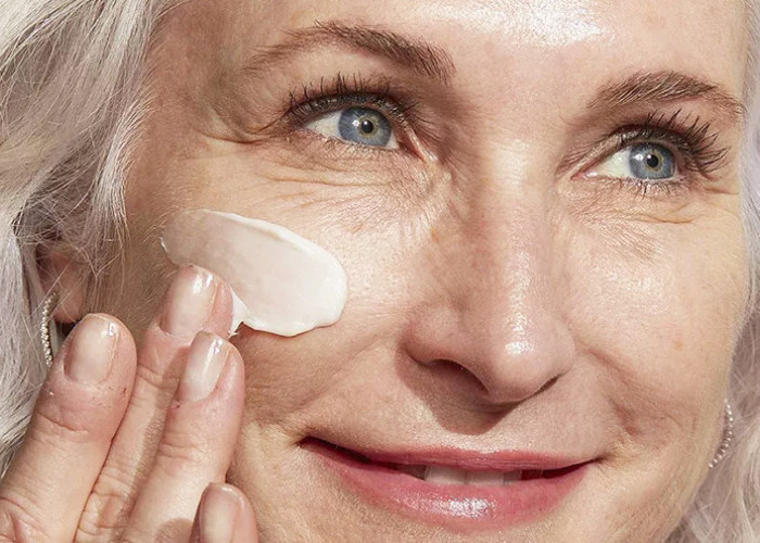 Apakah Anti-Aging Ampuh untuk Lansia? Inilah Faktanya, Berikut 5 Skincare Terbaik bagi Lansia