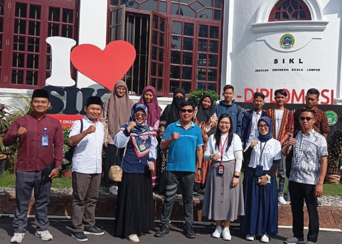 Ikuti KKN, Mahasiswa IBN Tegal Disambut Baik di Malaysia