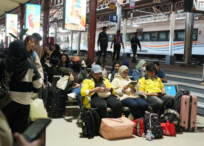 Libur Tahun Baru Islam 1448 H, Hampir 200 Ribu Penumpang Padati Kereta di Daop 4 Semarang
