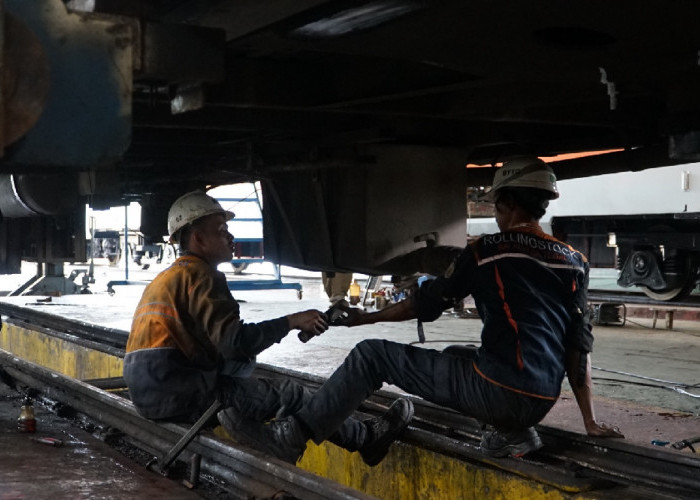 KAI Daop 4 Semarang Siagakan 18 Lokomotif dan 155 Kereta untuk Angkutan Lebaran 2026