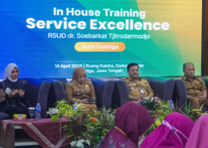 Service Excellence : Kunci Pelayanan Prima di RSUD dr Soebarkat Ditentukan Komunikasi Efektif