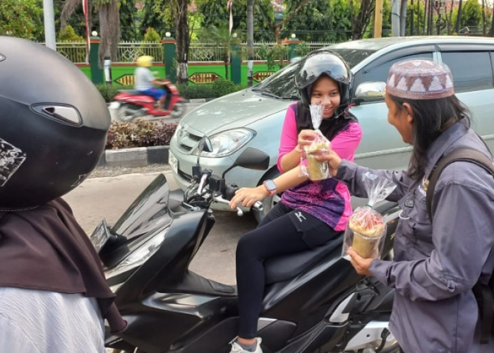 Berbagi Takjil, Polres Grobogan Rekatkan Silturrahmi dengan PWI Grobogan-IJTI Muria Raya