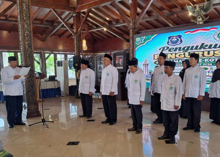 Perkuat Sinergi Ulama dan Pemerintah, Empat Pengurus MUI Kecamatan di Kota Tegal Resmi Dikukuhkan