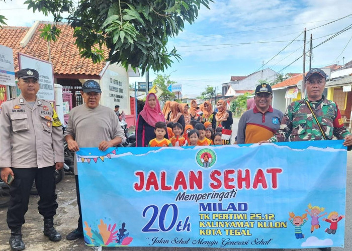 Milad ke 20, TK Pertiwi Kalinyamat Kulon Kota Tegal Adakan Jalan Sehat dan Pentas Seni