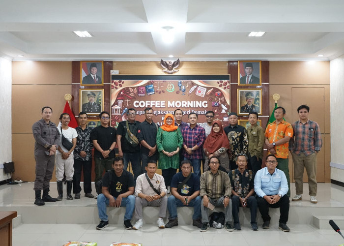 Perkuat Sinergi, Kajari Demak Gelar Coffee Morning Bersama Media dan LSM