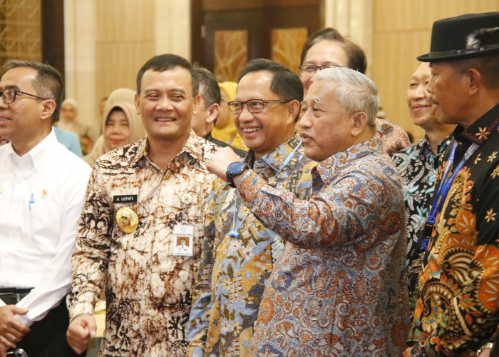 Mendagri Apresiasi Langkah Gubernur Jateng Ahmad Luthfi Gandeng 44 Perguruan Tinggi dalam Membangun Daerah