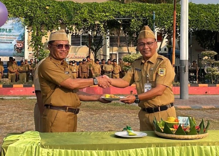 Buka MPLS SMKN 1 Adiwerna Tegal, Kacabdin Wilayah XI Dorong Digitalisasi dan Budaya Positif