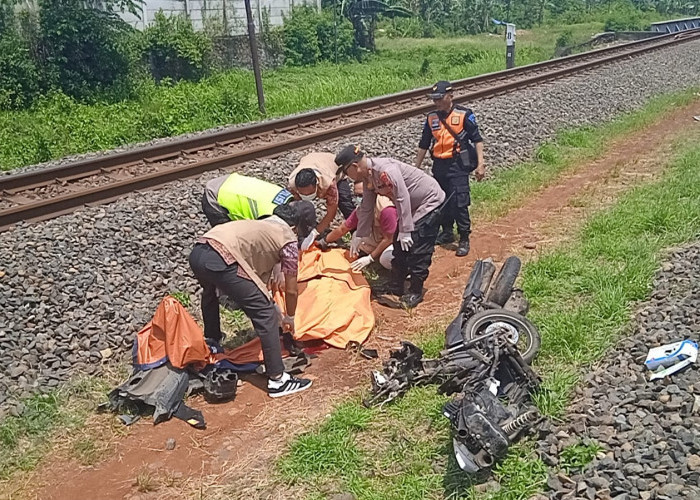 Terobos Palang, Pengendara Motor Tewas Tertabrak KA Sembrani di Batang
