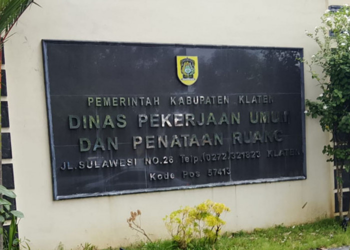 KPK Geledah Kantor Dinas PUPR Klaten Terkait OTT Bupati Hamenang