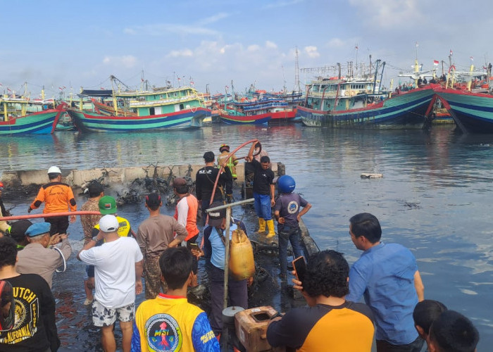 16 Sepeda Motor Terbakar di Pelabuhan Pelindo Tegal