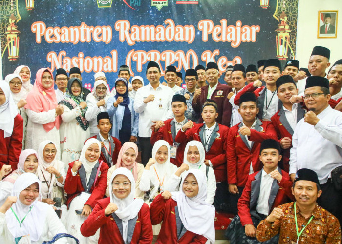 Penutupan Pesantren Ramadan Pelajar Nasional (PRPN) Ke-3 di MAJT, Taj Yasin Ajak Rohis Fokus pada Pendidikan A