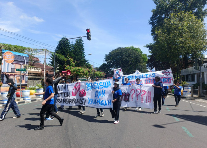 UKSW Diterpa Gelombang Demo Besar-besaran, Ini Tuntutan Mahasiswa dah Dosennya FTI, FH dan  Fakultas Teologi