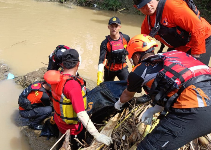 Dua Remaja Atlet Dayung Tenggelam di Sungai Penggarit Pemalang Ditemukan Meninggal