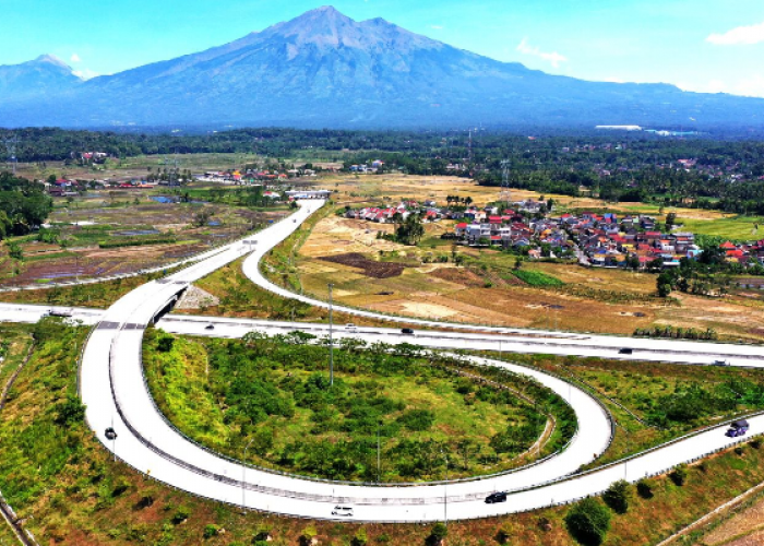 JTT Dorong Pertumbuhan Ekonomi melalui Pengelolaan Ruas Tol Semarang-Solo