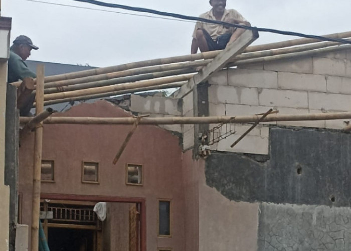 4 Rumah Warga Tidak Mampu di Desa Kecepit Kabupaten Pemalang Diperbaiki