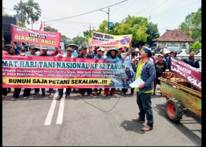 Sulit Dapat BBM Bersubsidi, Petani di Pemalang Demo di Pendapa Kabupaten
