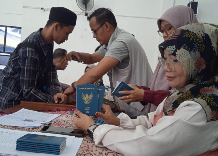 Antre Haji 10 Tahun, Humam Sempat Terkendala Sidik Jari saat Rekam Biovisa