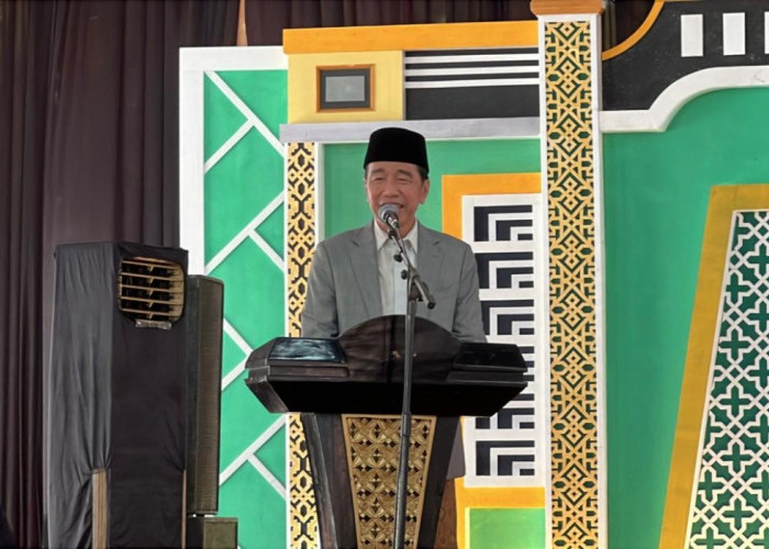Hadiri Maulid Nabi di Kebumen, Jokowi: Pro dan Kontra dalam Politik Itu Biasa