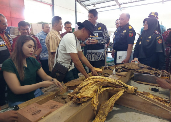 Kretek Kudus dan Jejak Sejarahnya, Kini Didorong Masuk Warisan Budaya Takbenda Indonesia