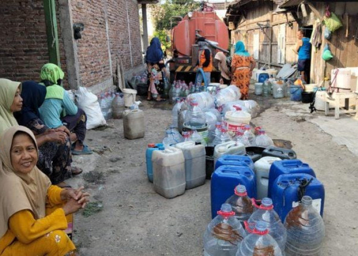 Mranggen Kekeringan, BPBD Demak Kirim 75 Ribu Liter Air Bersih, Masjid hingga Pesantren Ikut Disuplai