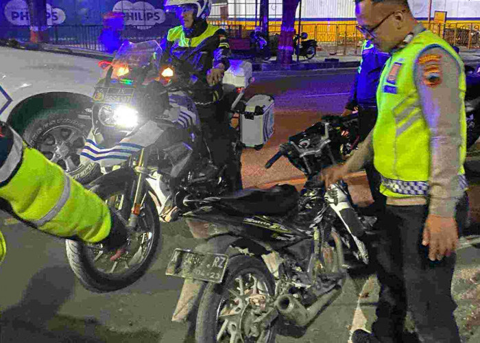 Patroli Balap Liar Jelang Sahur, Polres Grobogan Amankan Sembilan Sepeda Motor