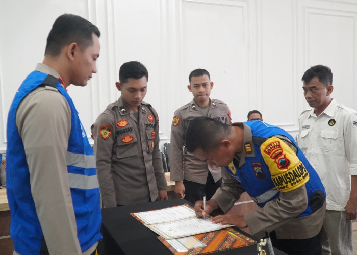 Polres Tegal Lakukan Pakta Integritas Penerimaan Bakomsus