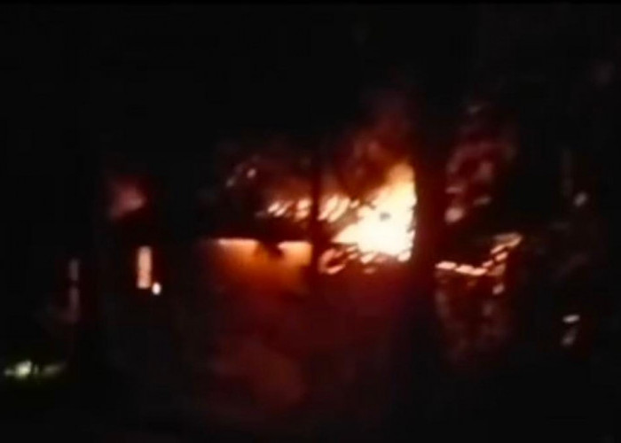 Rumah Warga Buayan Kebumen Ludes Terbakar, Diduga Akibat Korsleting Listrik